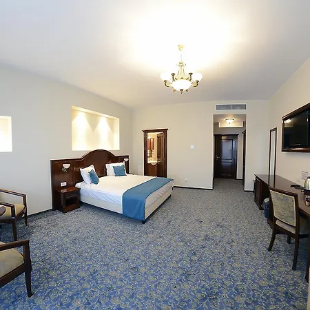 Diesel Hotel